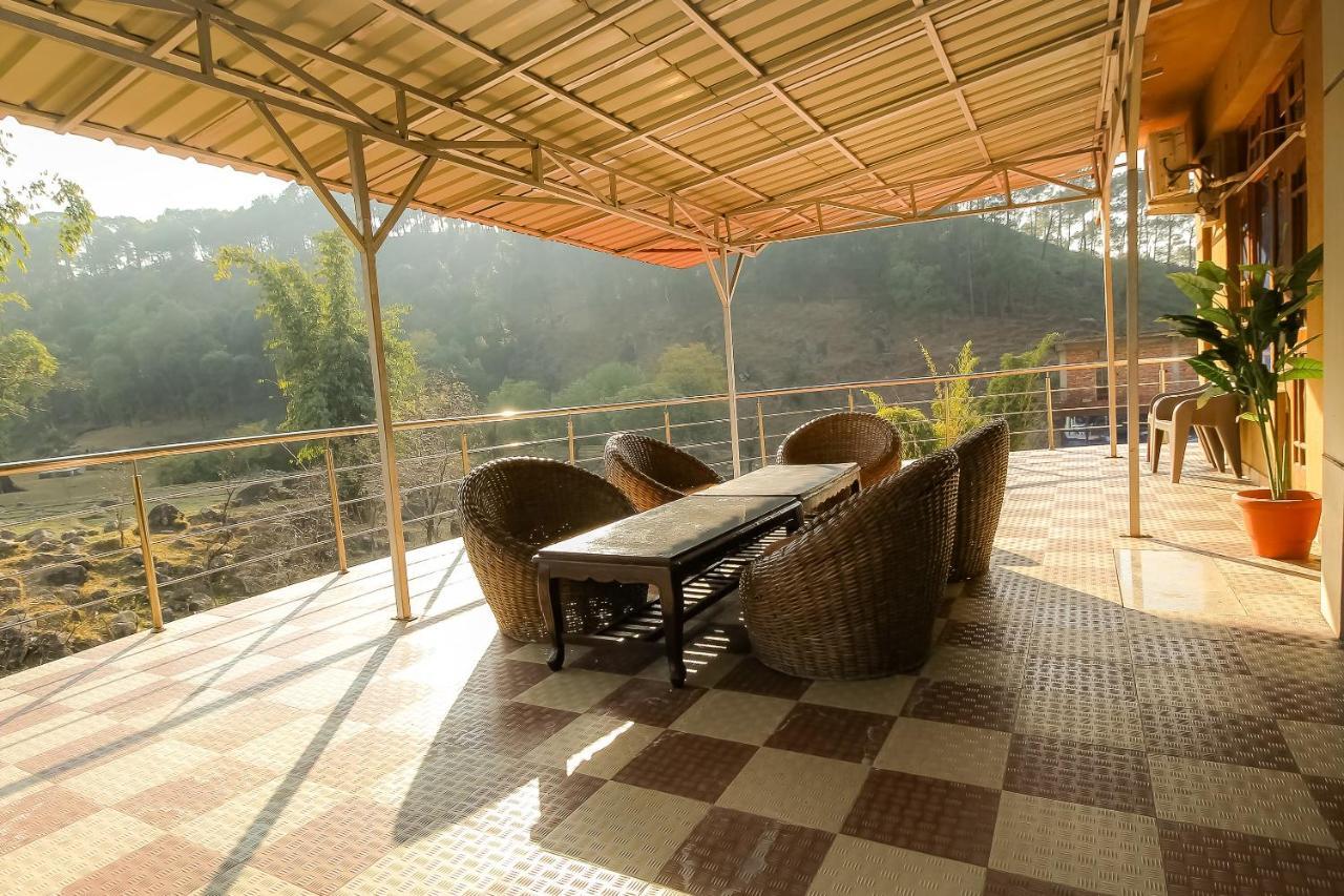 Oyo 8367 Hotel The Woodz Pālampur Exteriér fotografie