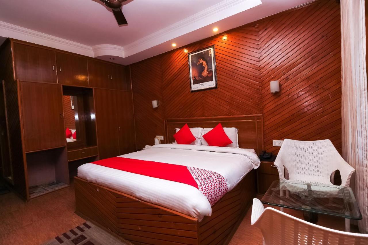 Oyo 8367 Hotel The Woodz Pālampur Exteriér fotografie